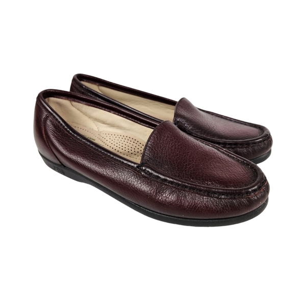 SAS Simplify Antique Wine Leather Slip On Loafers Burgandy Women's Size 7 - Picture 1 of 11